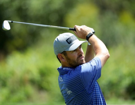 Oosthuizen leads